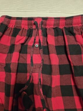 Men's Red and Black Buffalo Plaid Flannel Pants